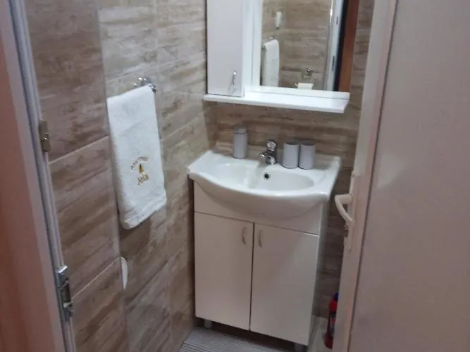 Jela Tara * Kaludjerske Bare